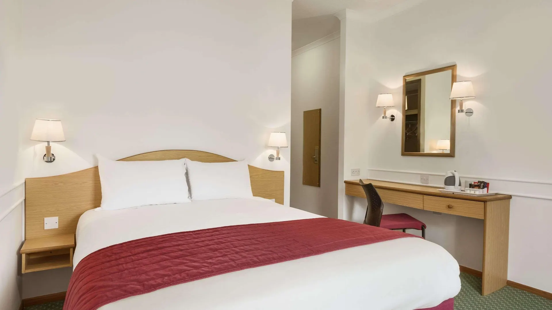 Days Inn By Wyndham Donington Castle Donington