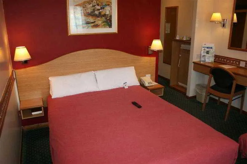 Days Inn By Wyndham Donington Castle Donington 3*,